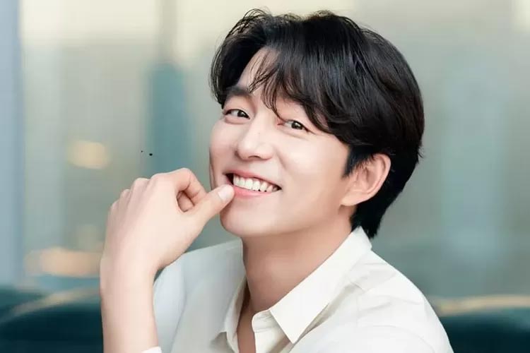 10 Artis Korea Terganteng, Pesonanya Bikin Jatuh Cinta!