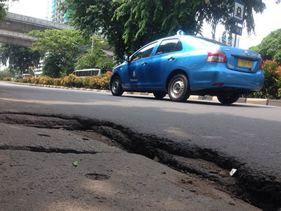 Alasan Gorong-Gorong Berada di Tengah Jalan