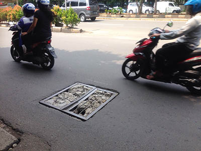 Alasan Gorong-Gorong Berada di Tengah Jalan