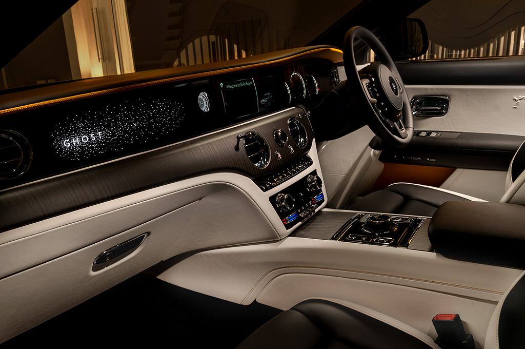 All New Rolls-Royce Ghost Menggoda Sultan-Sultan Indonesia