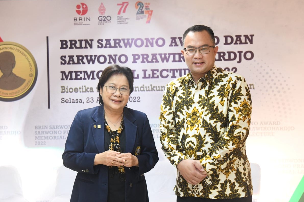 Mengulum Minyak Kayu Putih, Hangatkan IKU Perguruan Tinggi