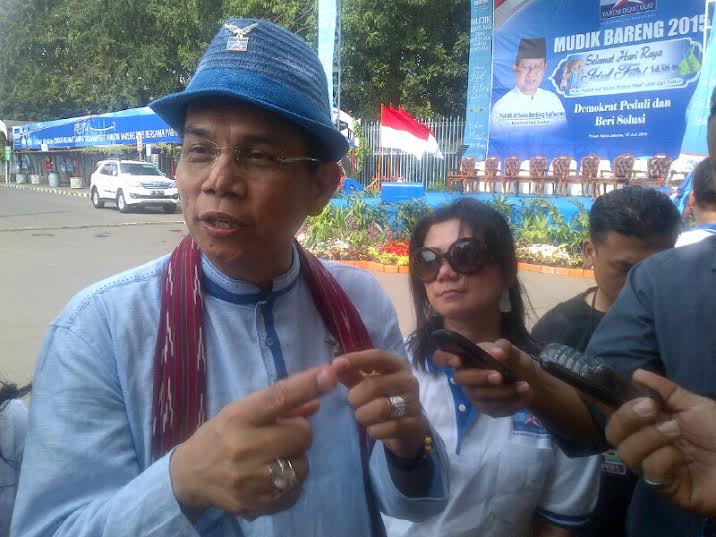 Sekjen Demokrat Hinca Panjaitan Dilantik jadi Anggota DPR