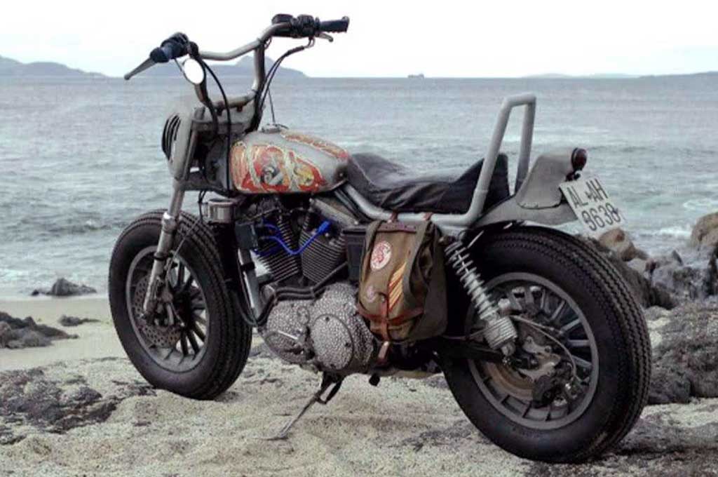 Modifikasi Harley-Davidson Sportster Bertema Hiu