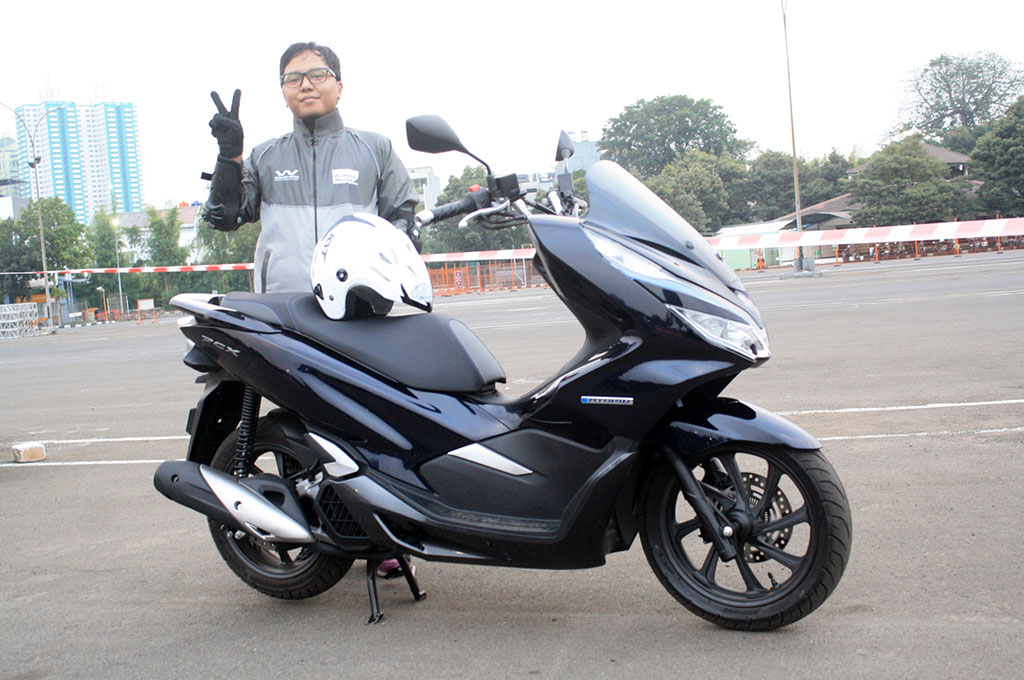 Jajal Performa PCX Hybrid, Bongsor nan Jinak Ditunggangi