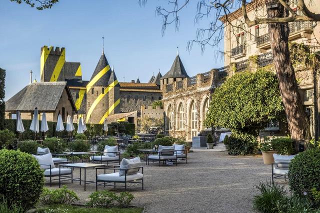 Menjelajahi Hotel Kastil di Eropa