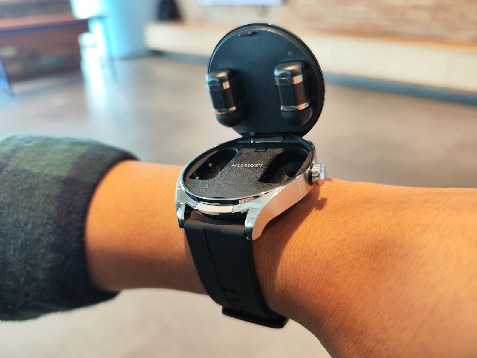 Canggihnya Huawei Watch Buds yang Segera Rilis di Indonesia, Ada TWS dalam Smartwatch