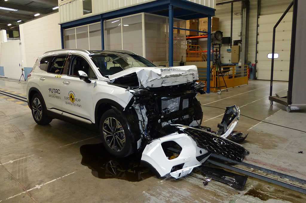 All New Hyundai Santa Fe Mobil Teraman Versi Euro NCAP