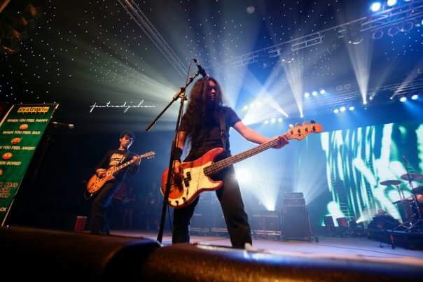 Kisah Bassist Roxx Menelusuri Ingatannya yang Hilang