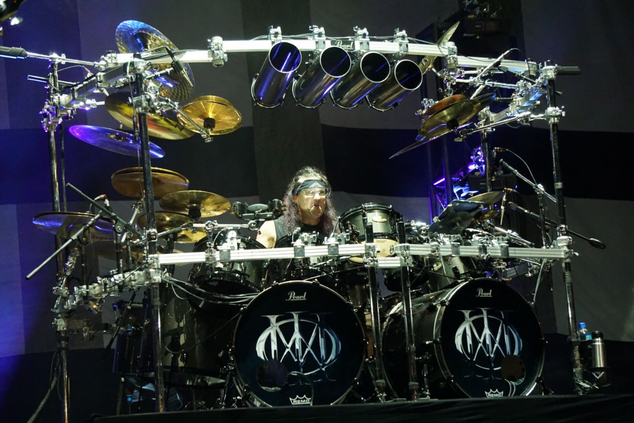 Dream Theater Merayakan Seperempat Abad Usia Album Bersejarah di Yogyakarta