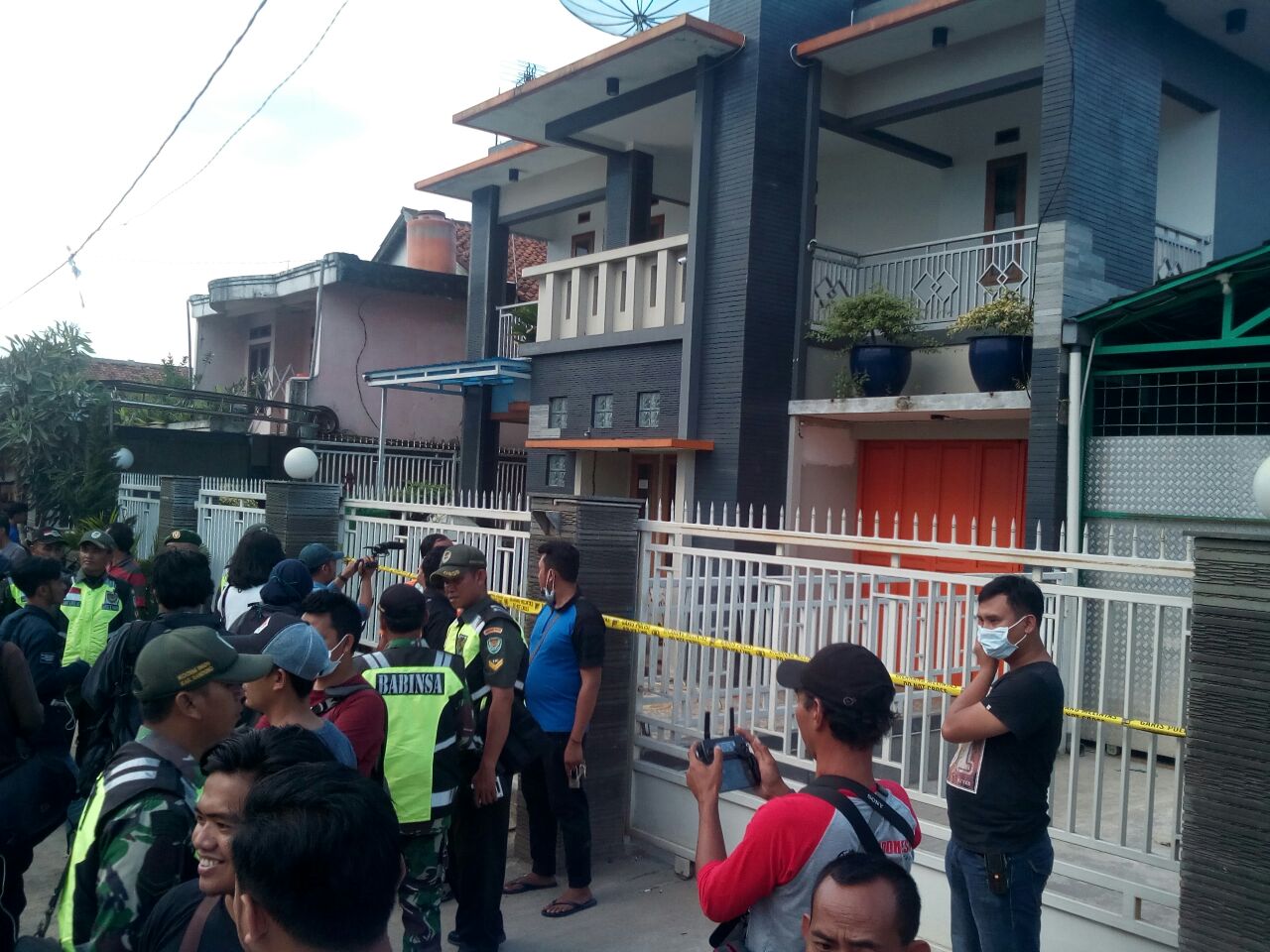 Bungker di Rumah Mewah Peracik Oplosan Jadi Tempat Produksi