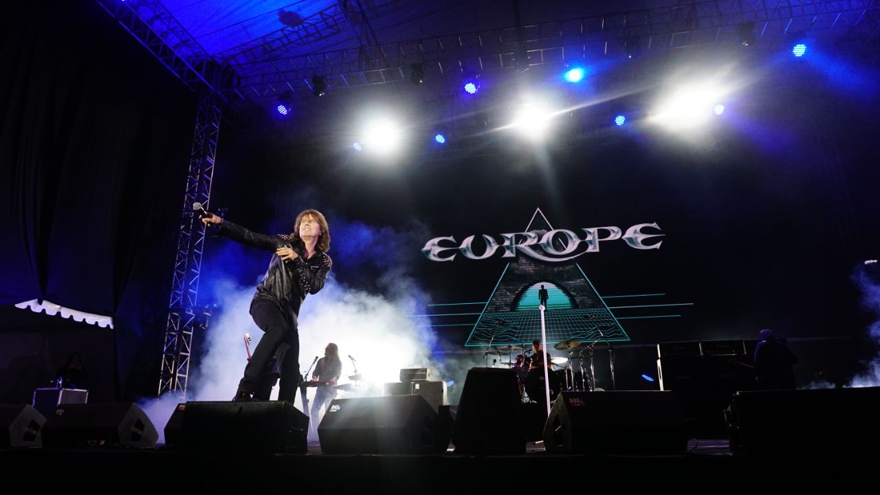 Matur Suwun Europe
