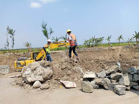Sungai Pemali Brebes Dikeringkan, Petani Terdampak Kekeringan
