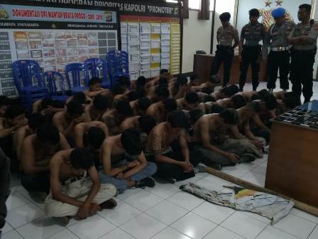 Tiga Suporter PSIM Tersangka Perusakan