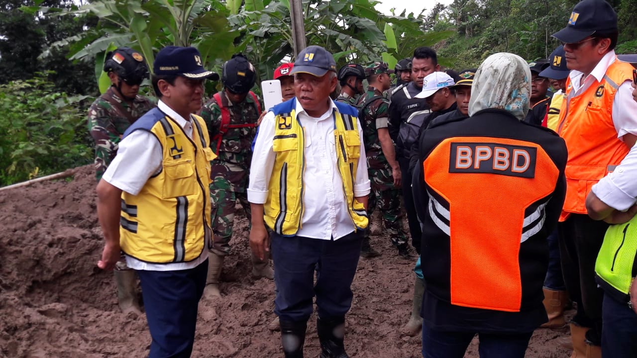 Menteri Basuki Segera Buka Jalur Desa Terisolasi di Bogor