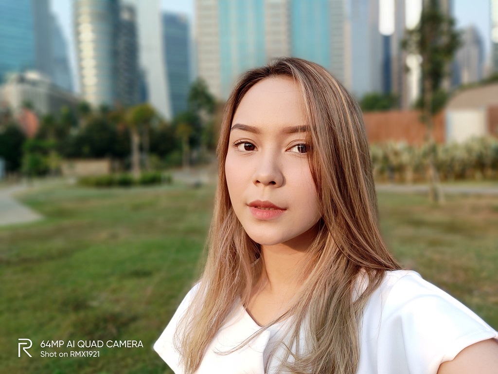 realme Bakal Bawa Ponsel 4 Kamera 64MP ke Indonesia