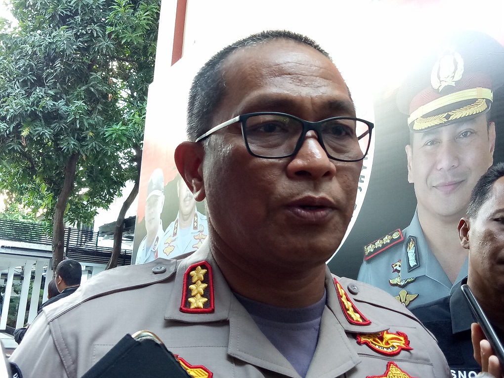 Diduga Gangguan Jiwa, Anak Tusuk Ibu Kandung