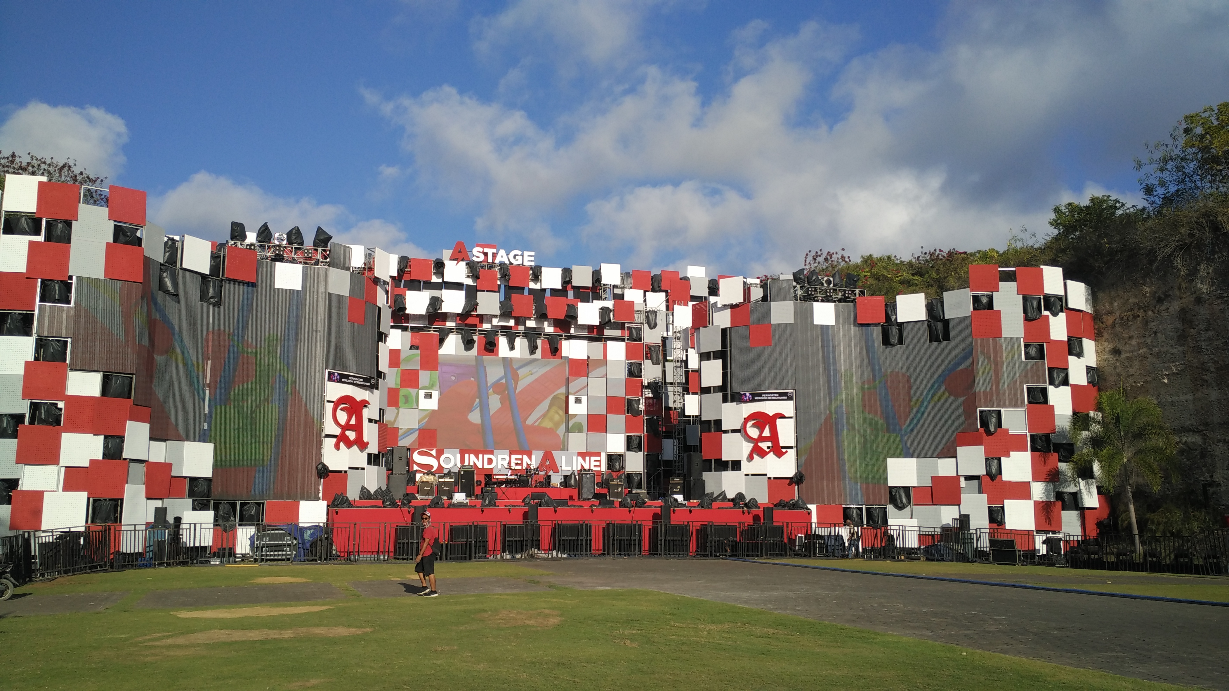 Mengintip Persiapan Soundrenaline 2016