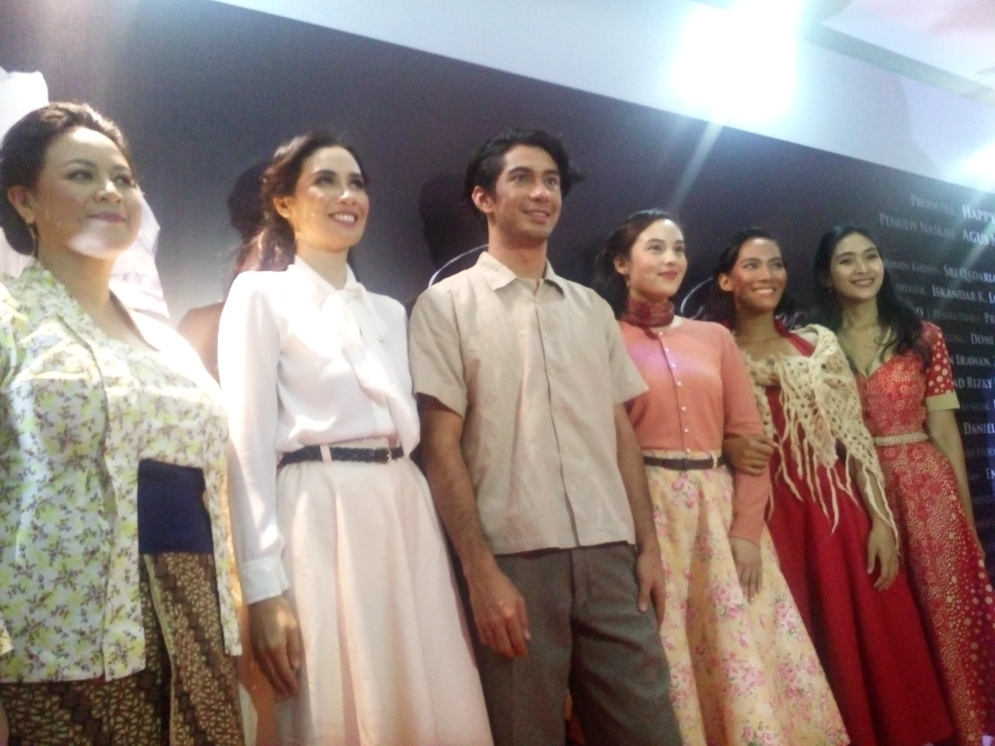 Alasan Happy Salma Angkat Chairil Anwar ke Pentas Teater