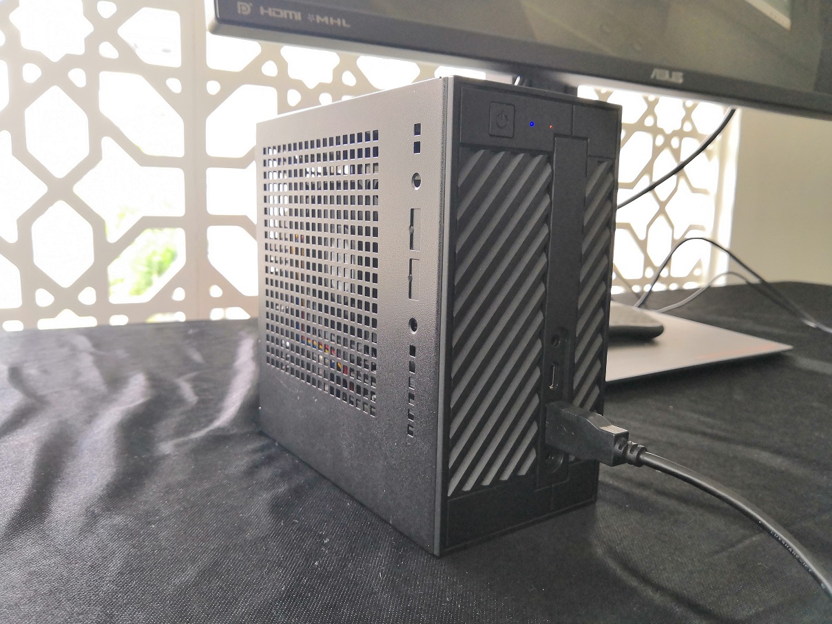 AMD Bawa Mini PC DeskMini A300, Persaing Intel NUC