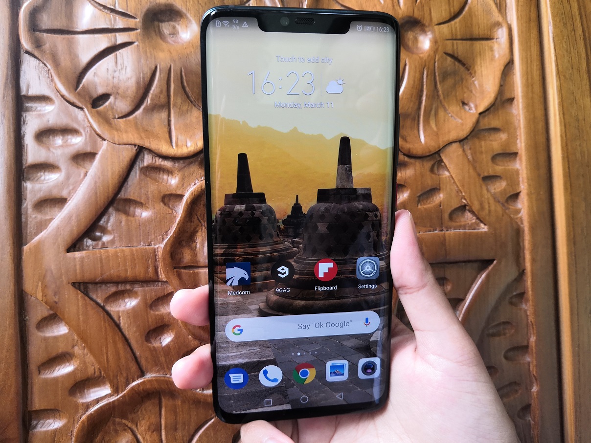 Huawei Mate 20 Pro, Saat Ponsel Premium tak Harus Mahal