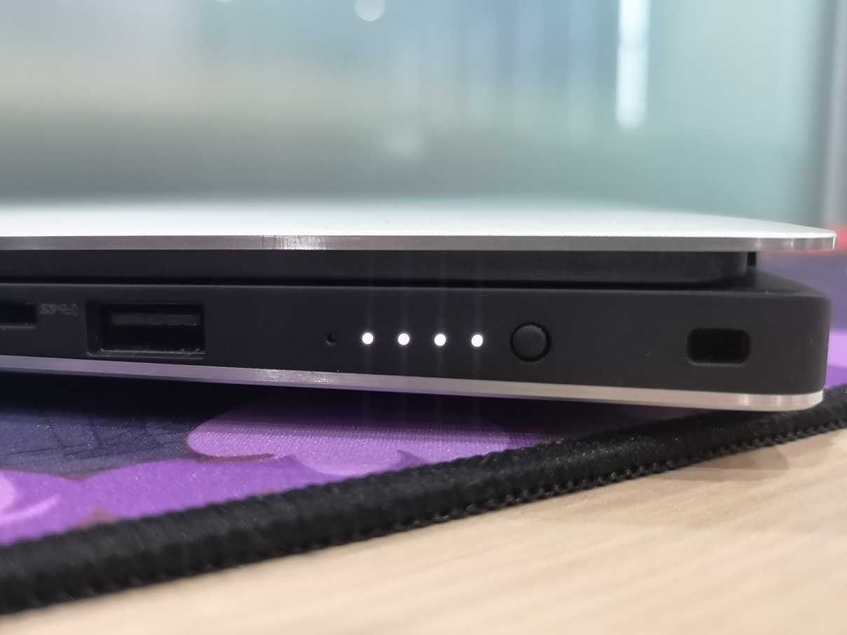 Dell XPS 15 9570, Layar Sentuh dan Spesifikasi Mumpuni