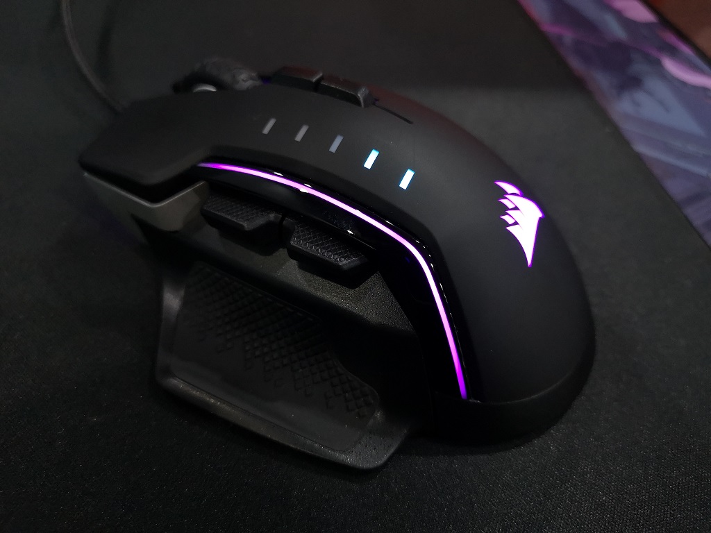 Corsair Glaive RGB Pro, Paling Nyaman Bisa Ganti Grip