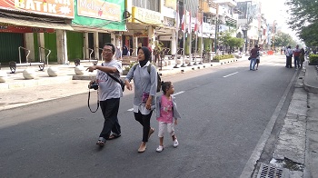 Warga Kota Gudeg Nikmati Uji Coba Malioboro Bebas Kendaraan