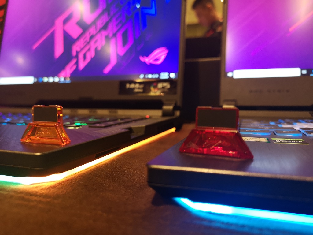 Begini Perbedaan ASUS ROG Strix Scar III dan Hero III