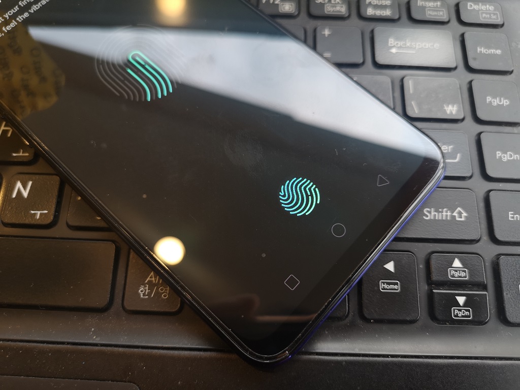 realme X, Pemain Baru Tren Ponsel Kamera Pop-up