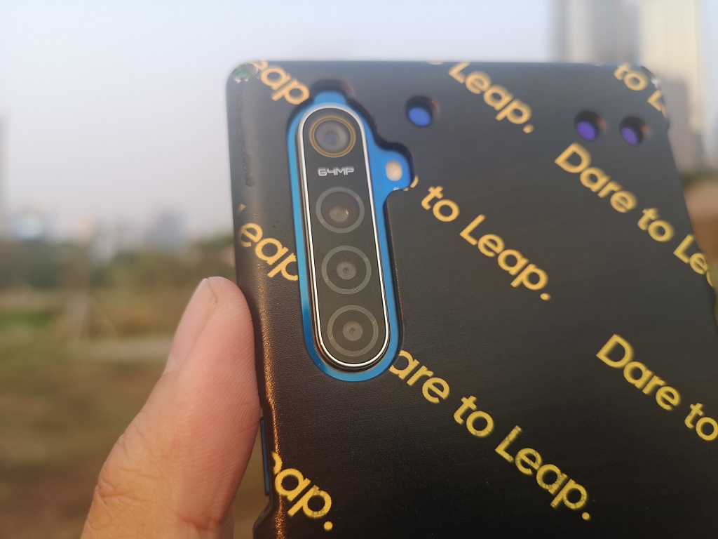 realme Bakal Bawa Ponsel 4 Kamera 64MP ke Indonesia