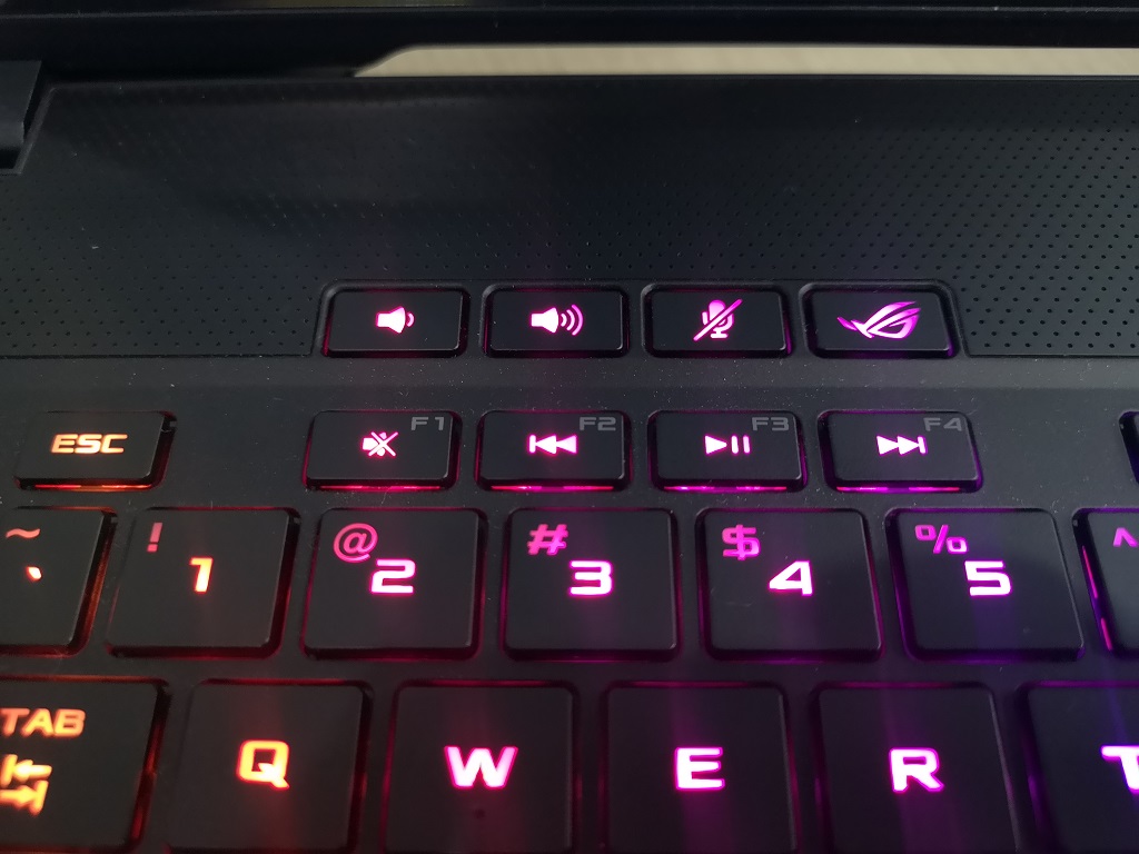 ASUS ROG Zephyrus M, Tipis Pakai Intel Core i7 dan NVIDIA GTX 1660 Ti