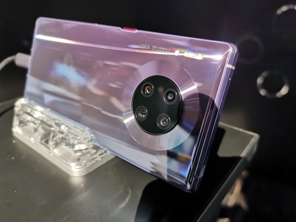 Huawei Mate 30 Pro, tak Jadi Smartphone Terbaik