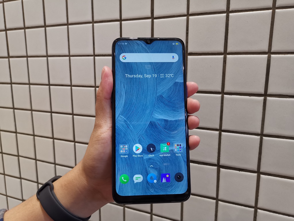 Review realme 5, 4 Kamera Bonus Layar dan Baterai Besar Harga Rp 1.899.000