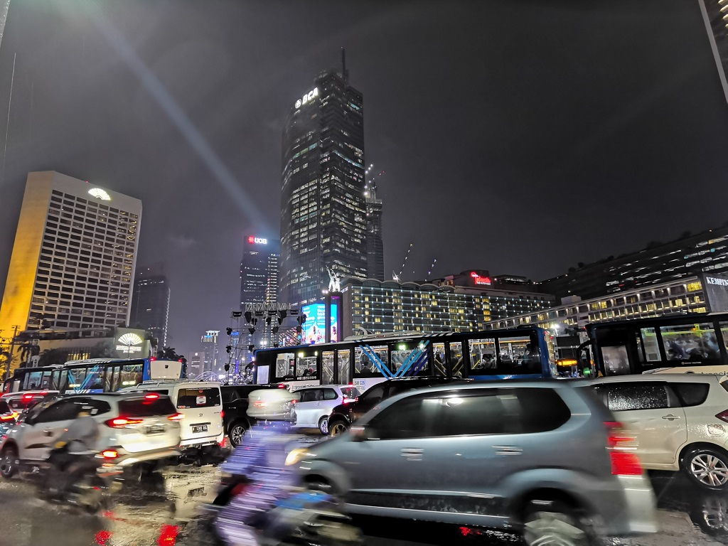 Huawei Mate 30 Pro, tak Jadi Smartphone Terbaik