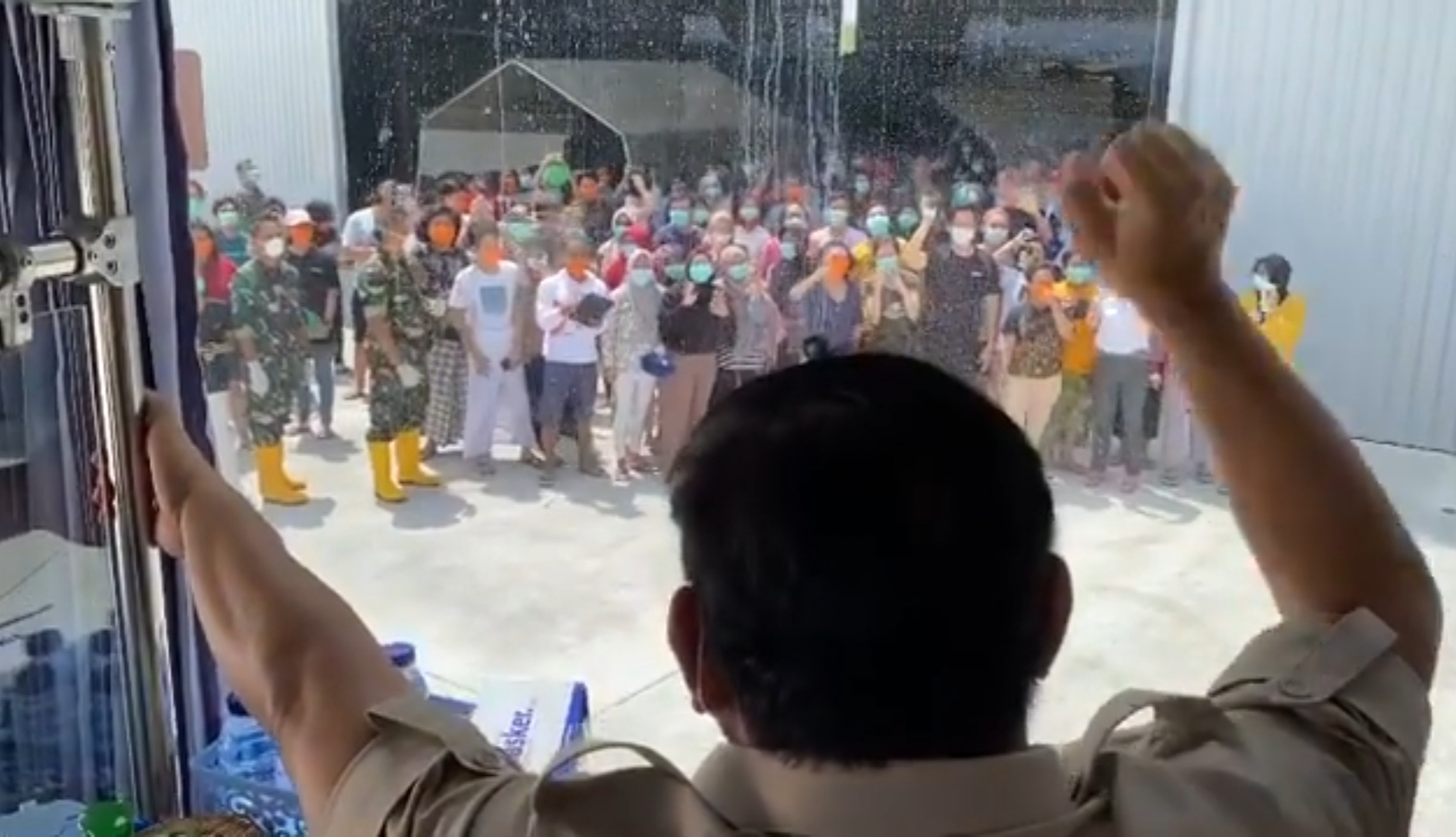 Menhan Kunjungi Pusat Karantina di Natuna