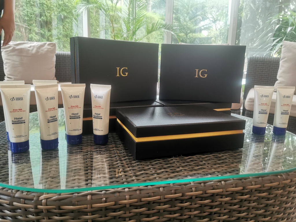 Metro TV Dan Medcom Terima Bantuan 4 Ribu <i>Hand Sanitizer</i>