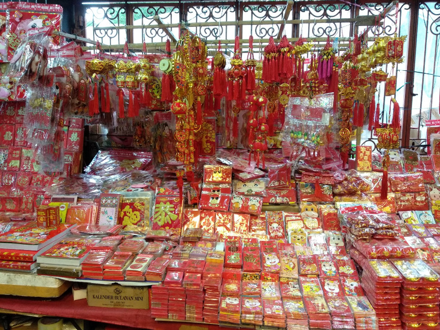 Penjualan Pernak Pernik Imlek Menurun Drastis Saat Pandemi