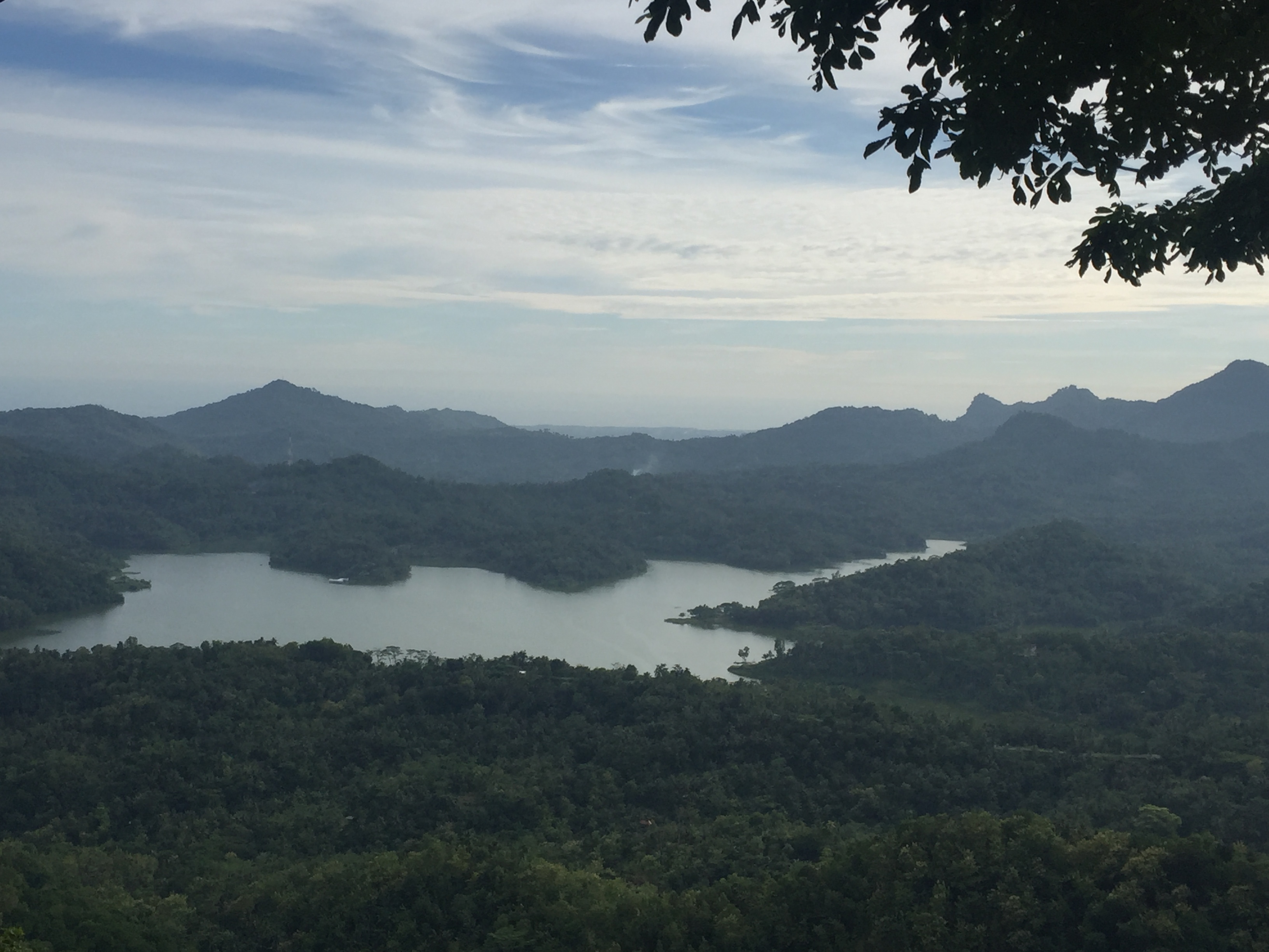 Menikmati Indahnya Wisata Alam Kalibiru