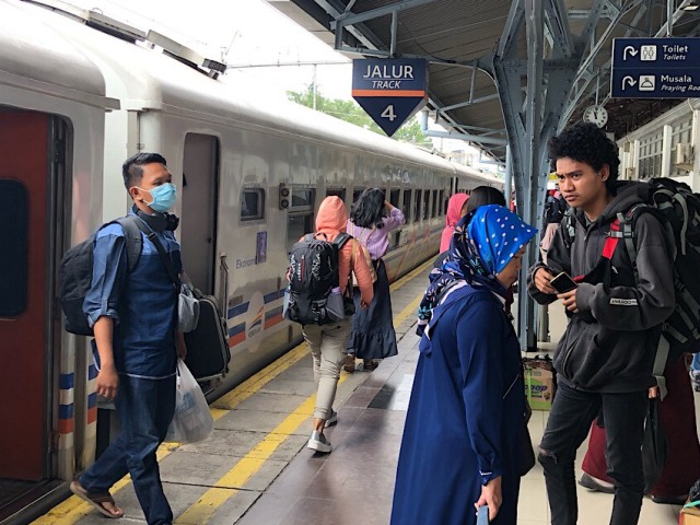 42 Ribu Orang Tiba di Jakarta dari Stasiun Pasar Senen