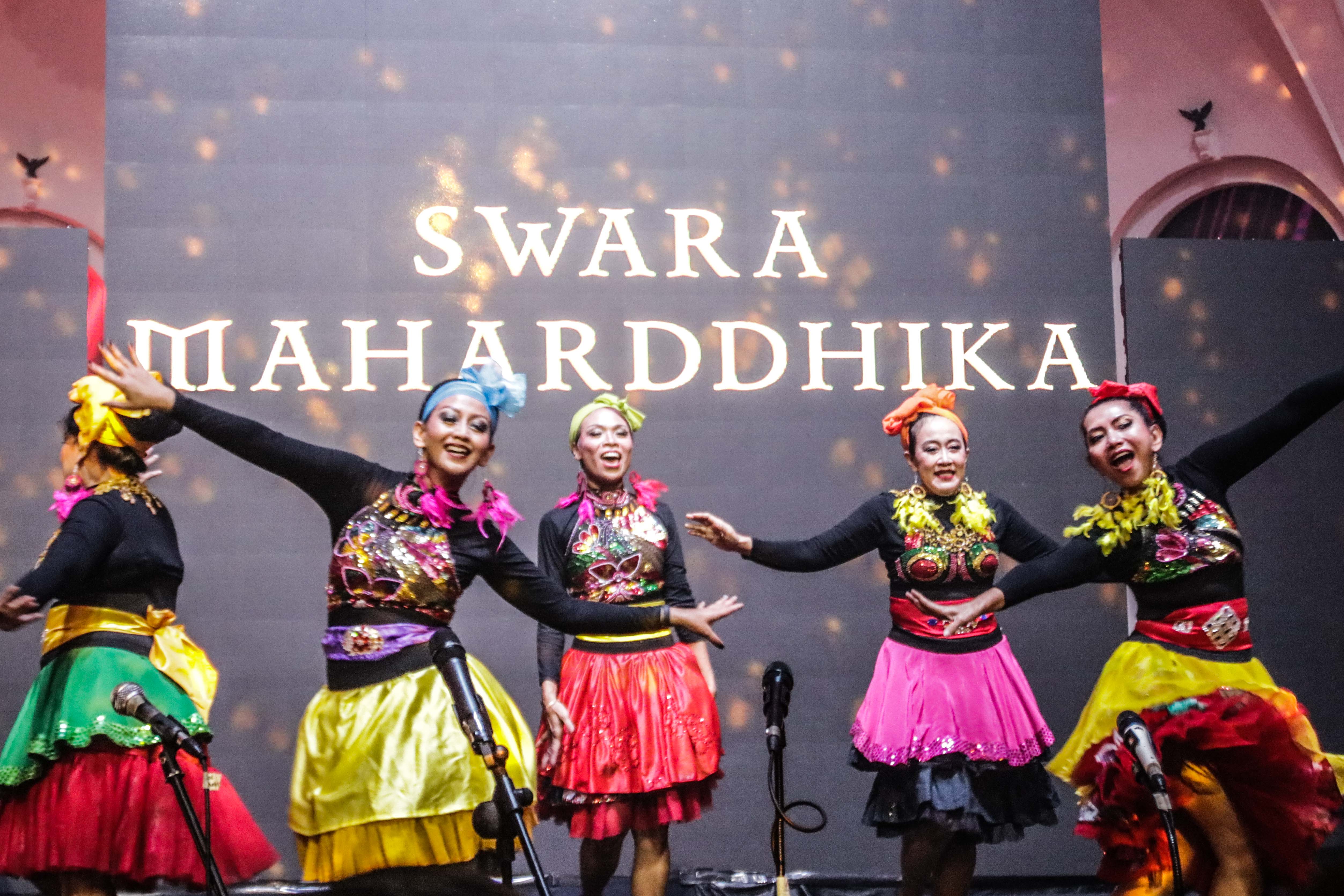 Empat Dekade Swara Maharddhika