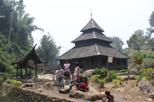 Masjid Hitam Saksi Sejarah Islam
