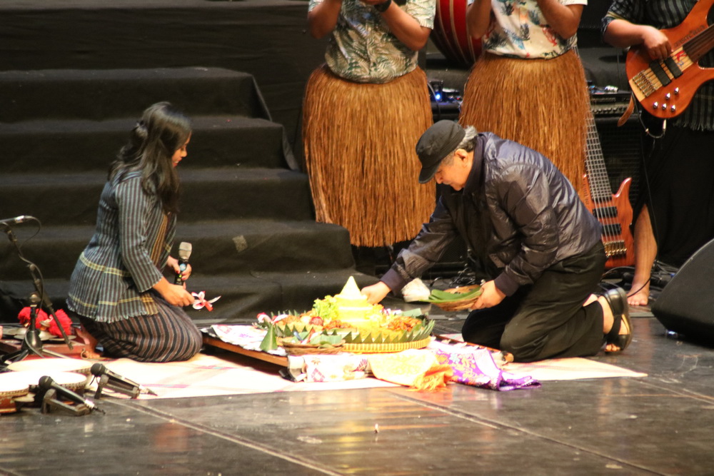 Pesan Keberagaman dan Kritik Djaduk Ferianto di Konser 23 Tahun Kuaetnika