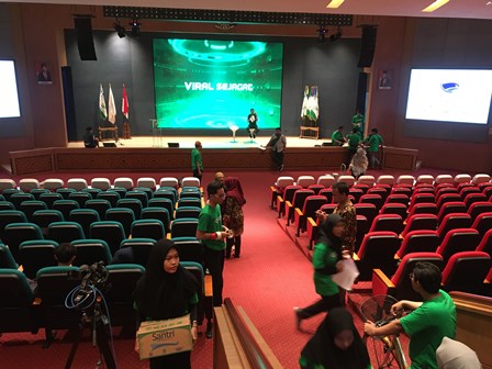 Antusias Mahasiswa Hadiri Launching Clicks.id di Surabaya