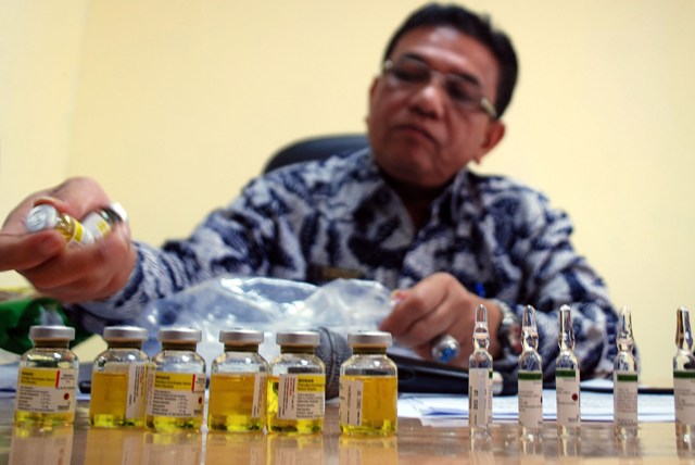 Rantai Panjang Distribusi Vaksin