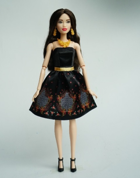 Hari Batik Nasional 2018 Barbie Keluarkan Koleksi Batik
