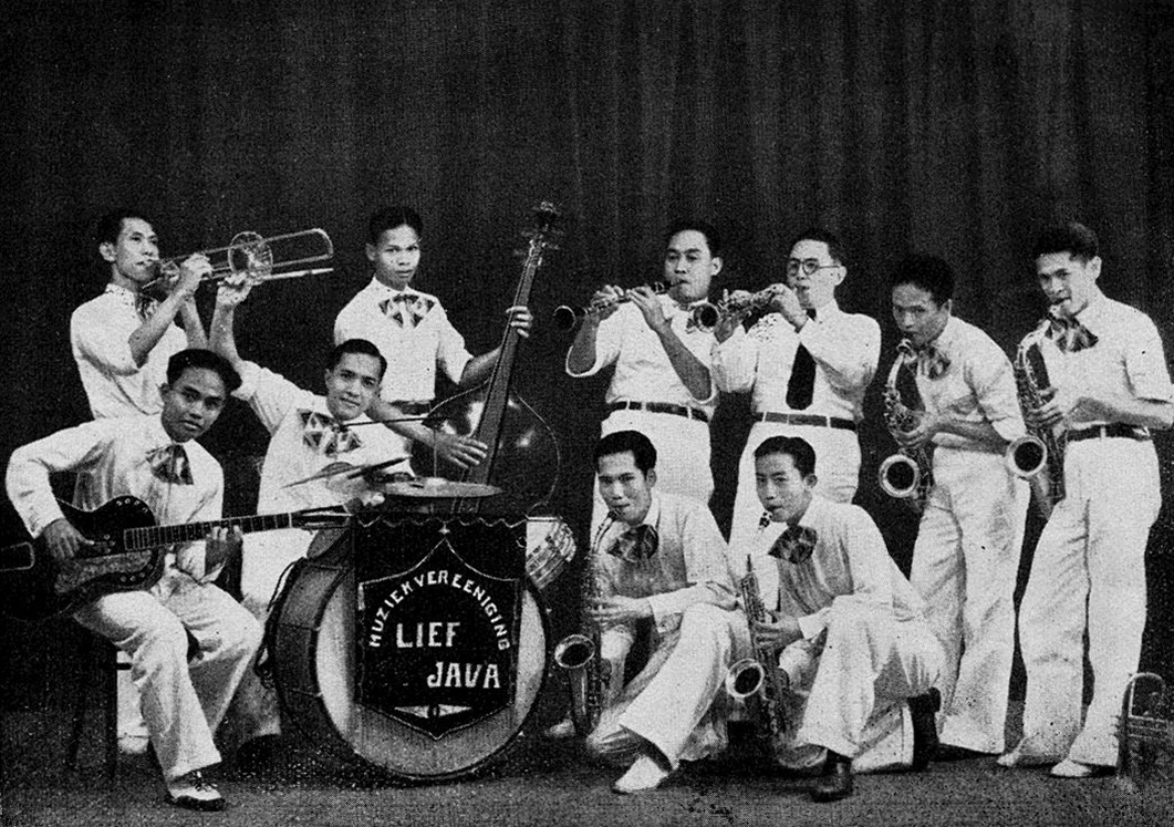 Ismail Marzuki bergabung dalam Lief Java jazz. Wikipedia