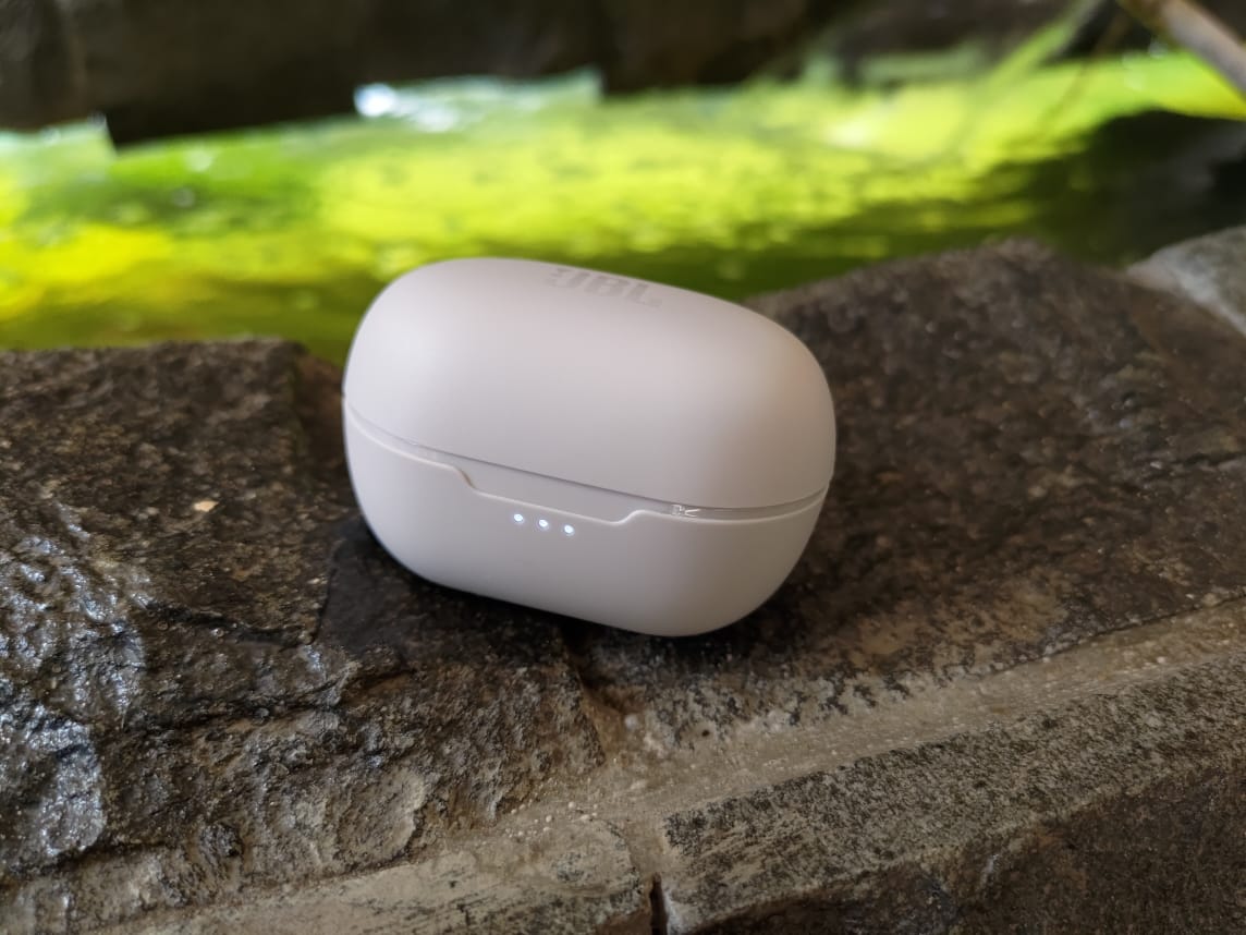 JBL Tune 115 TWS, Desain Menarik, Kualitas Audio Memuaskan