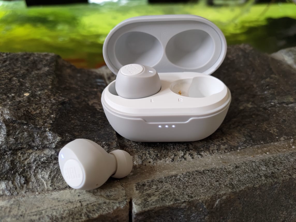 JBL Tune 115 TWS, Desain Menarik, Kualitas Audio Memuaskan