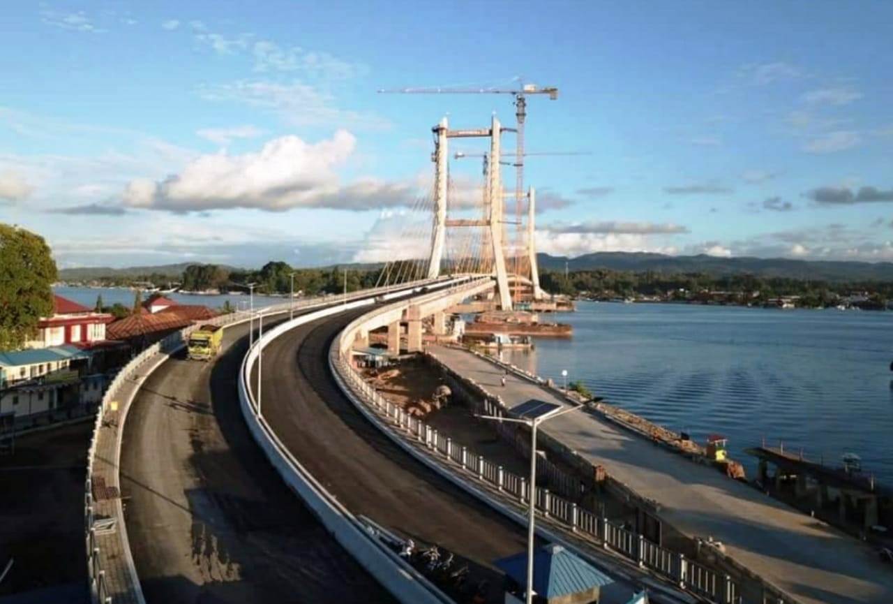 Desain Jembatan Teluk Kendari Sepanjang 1,43 Km