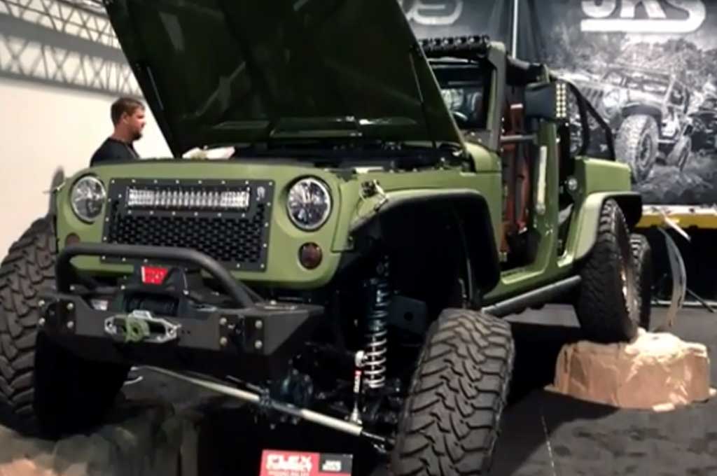 Gagahnya Jeep Wrangler 6x6 Garapan Bruiser Conversions